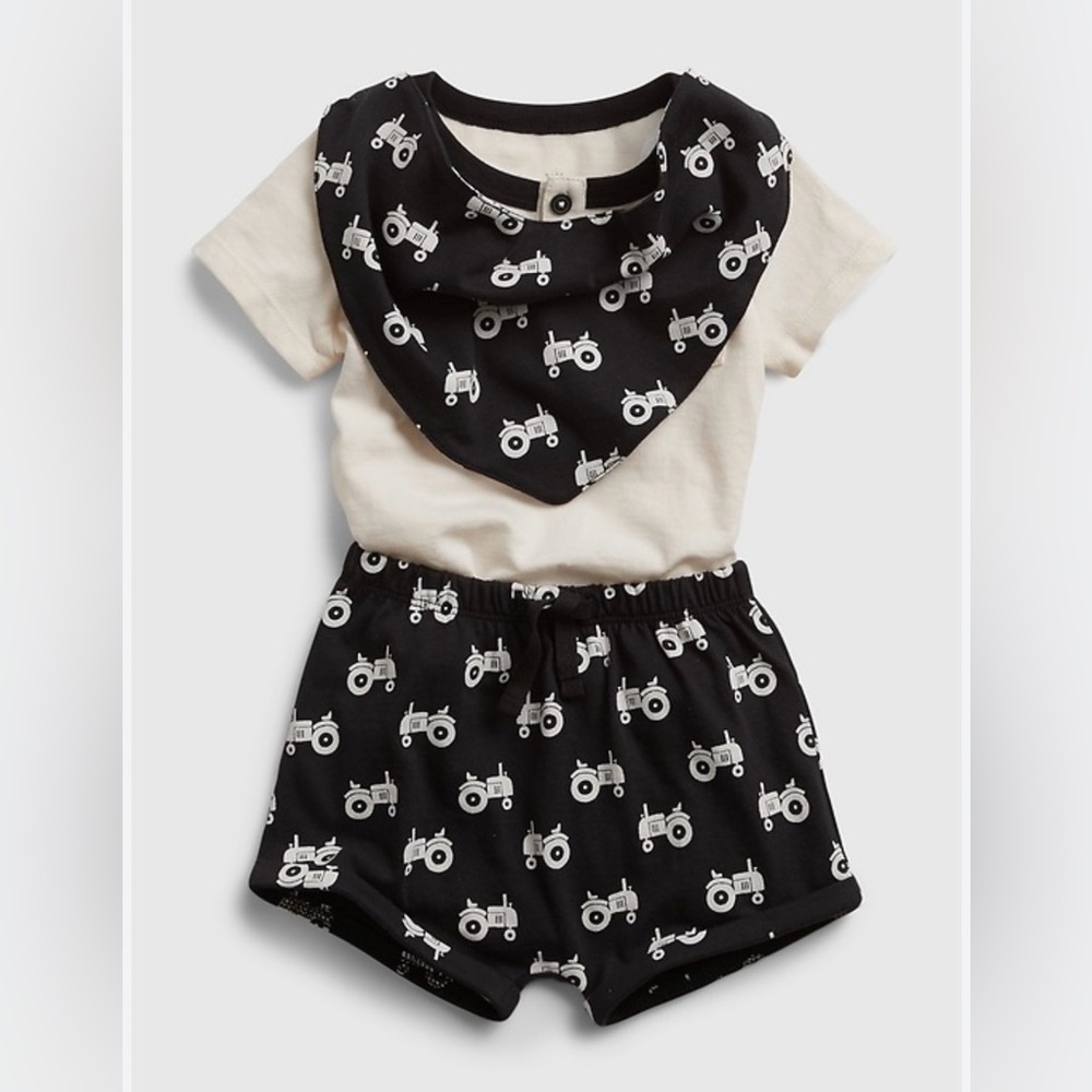 NWT Baby Gap Organic Cotton 3pc Outfit Set Tractor Print Bib Shirt Shorts 6–12M